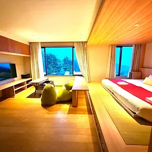 Gran Terrace Le Lien 2*, Hakone Japon