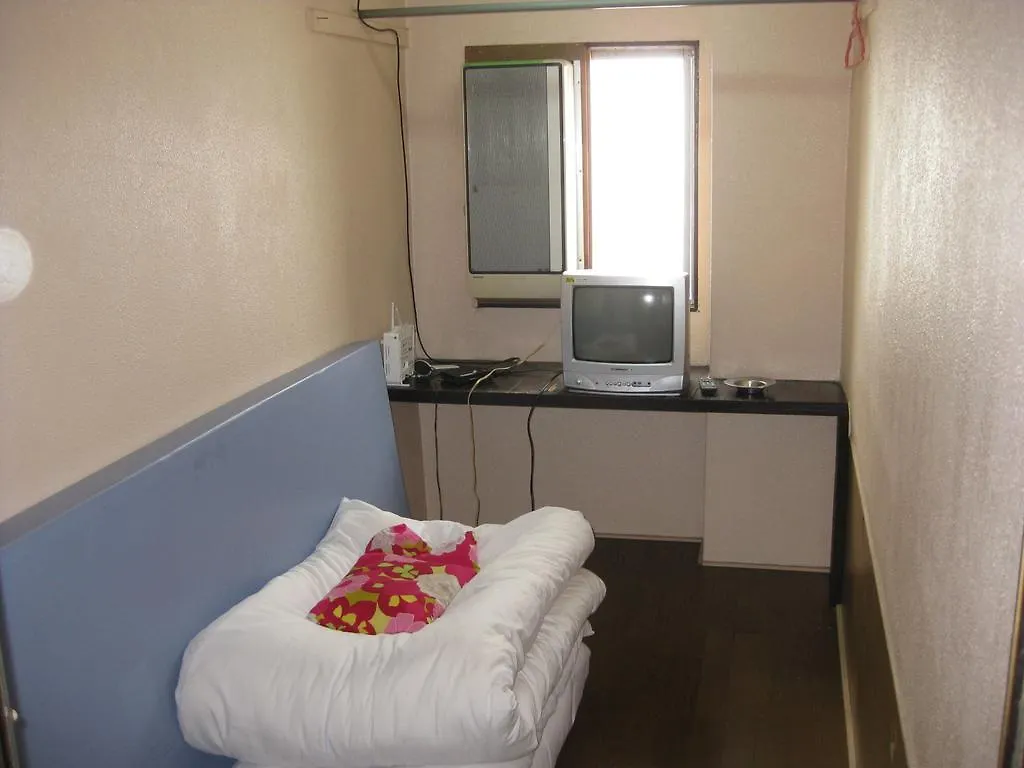 אכסניה אוסקה Hotel Diamond יפן