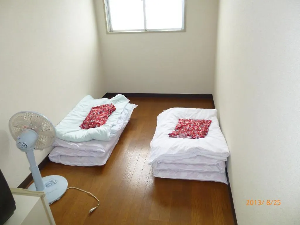 אוסקה Hotel Diamond אכסניה